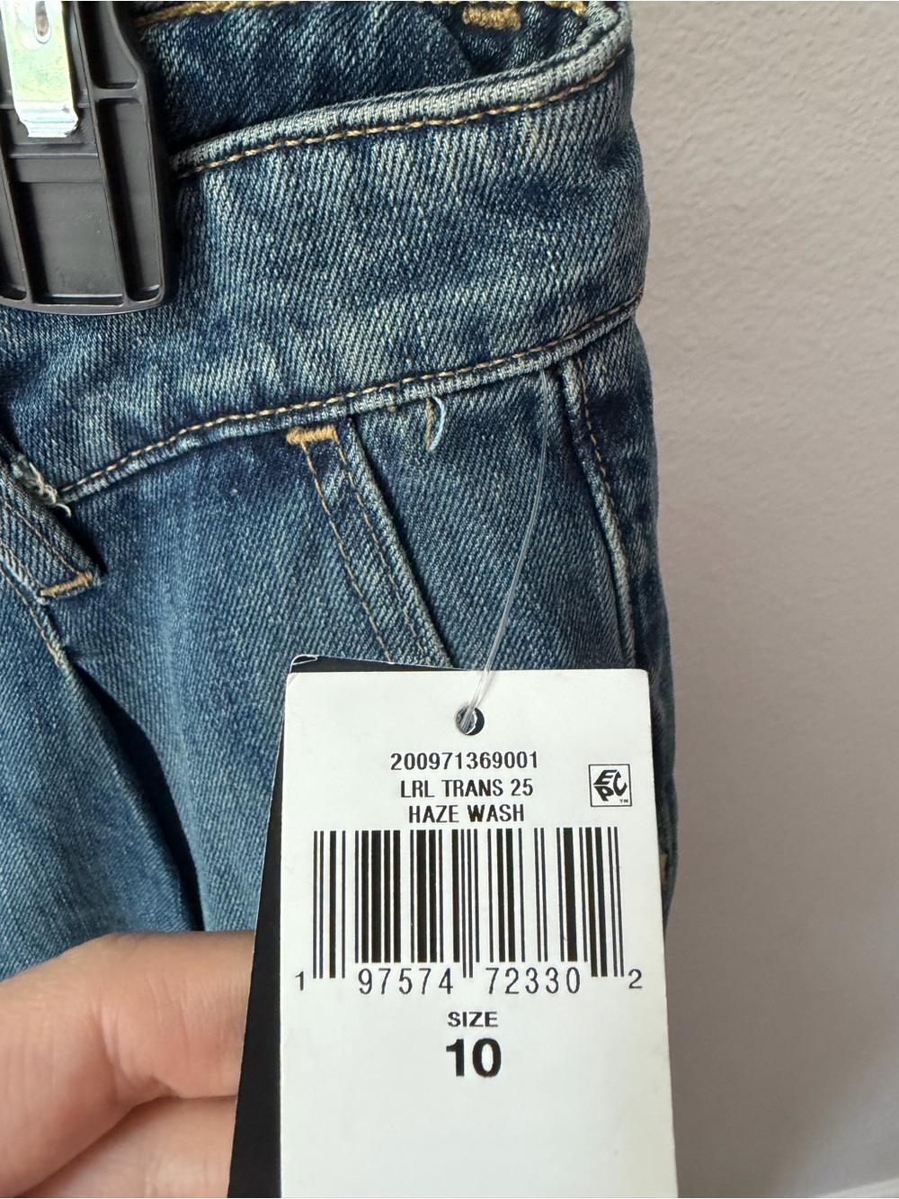 Lauren Ralph Lauren High Rise Pleated Wide Leg Jean - Picture 9 of 11